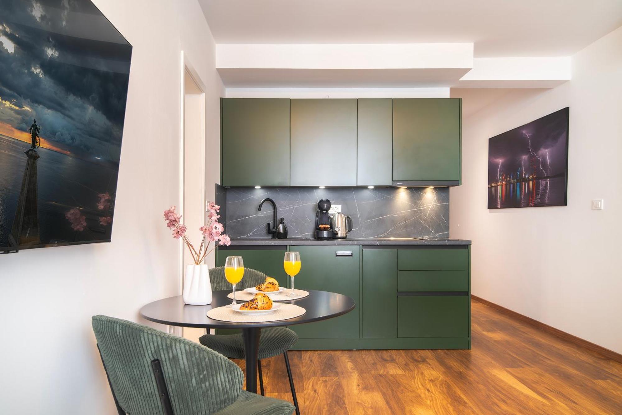 D&A Amphitheatre Premium Apartments With Free Parking พูลา ภายนอก รูปภาพ