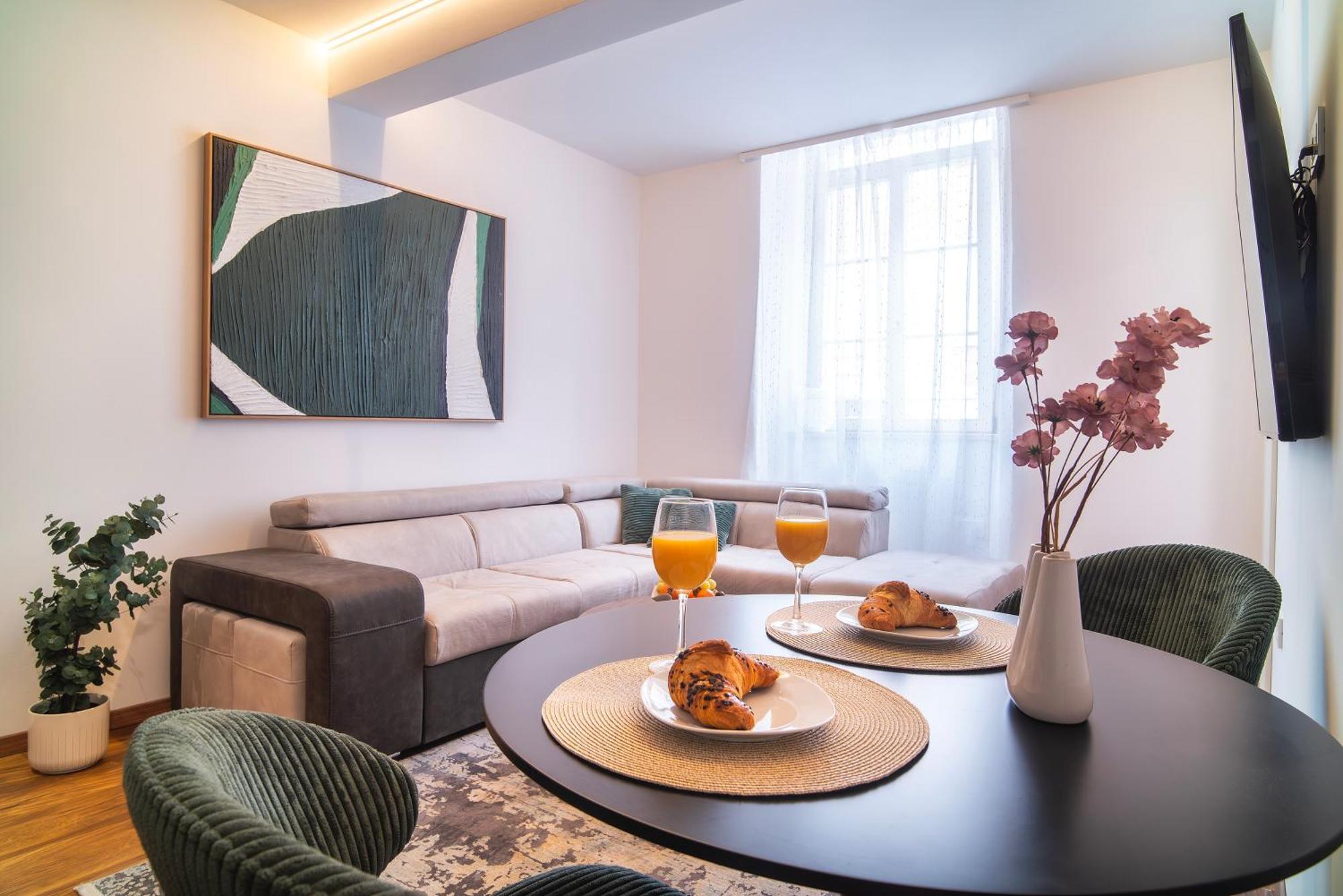 D&A Amphitheatre Premium Apartments With Free Parking พูลา ภายนอก รูปภาพ